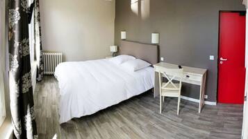 Comfort Double Room | Individually decorated, individually furnished, desk, blackout drapes