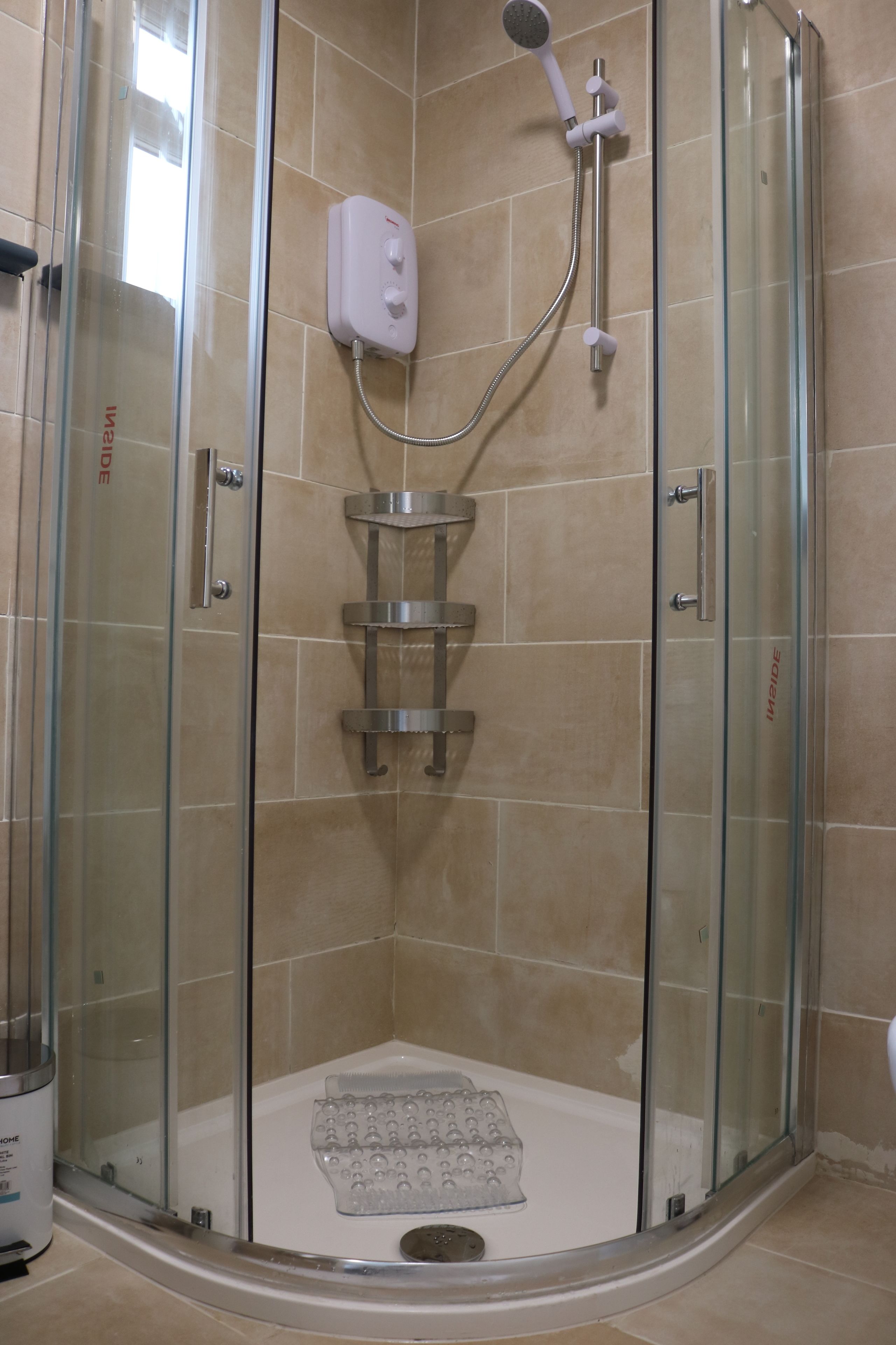 double room, non smoking | bathroom shower