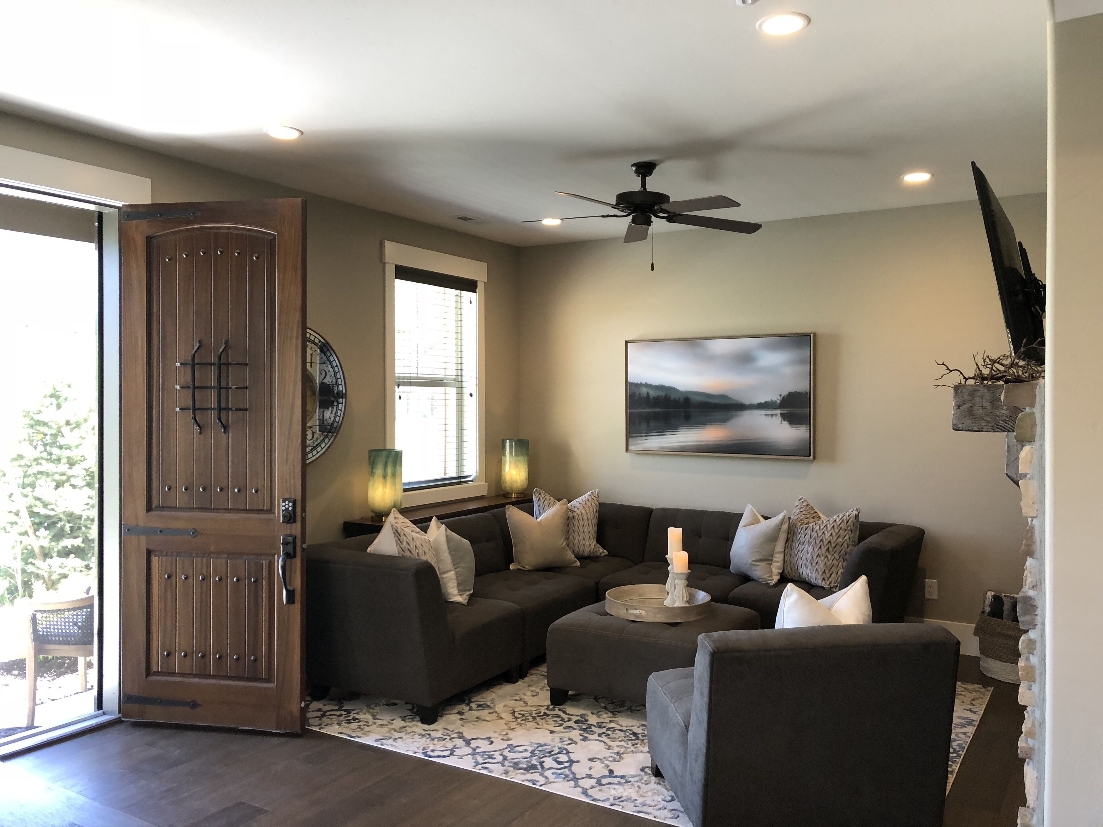 New Luxury Park City- Private Hot Tub & gas fire pit, near SKI RESORTS.