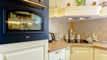 Refrigerador, horno, parrilla de estufa y lavavajillas