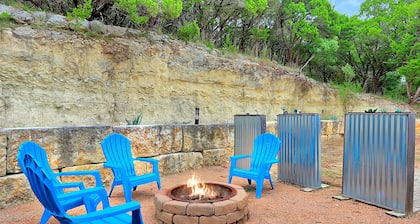 Cerca de la ciudad - Vistas increíbles - Casa que admite mascotas en Wimberley.