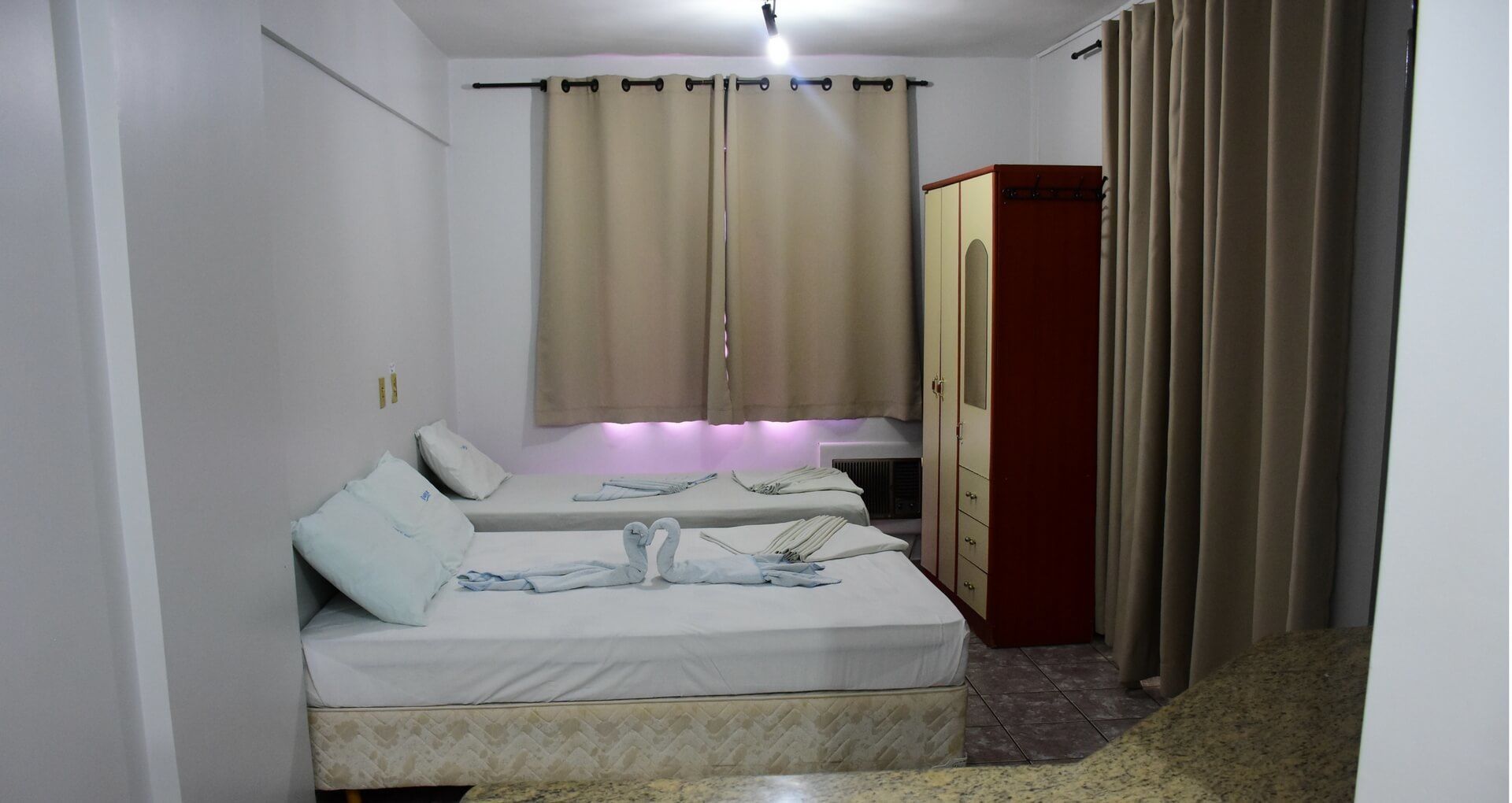 1 bedroom, desk, iron/ironing board, free WiFi