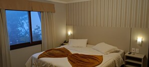 Suite estudio superior | 1 dormitorio, minibar, cortinas opacas y tabla de planchar con plancha