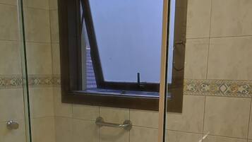 Superior Studio Suite | Private spa tub