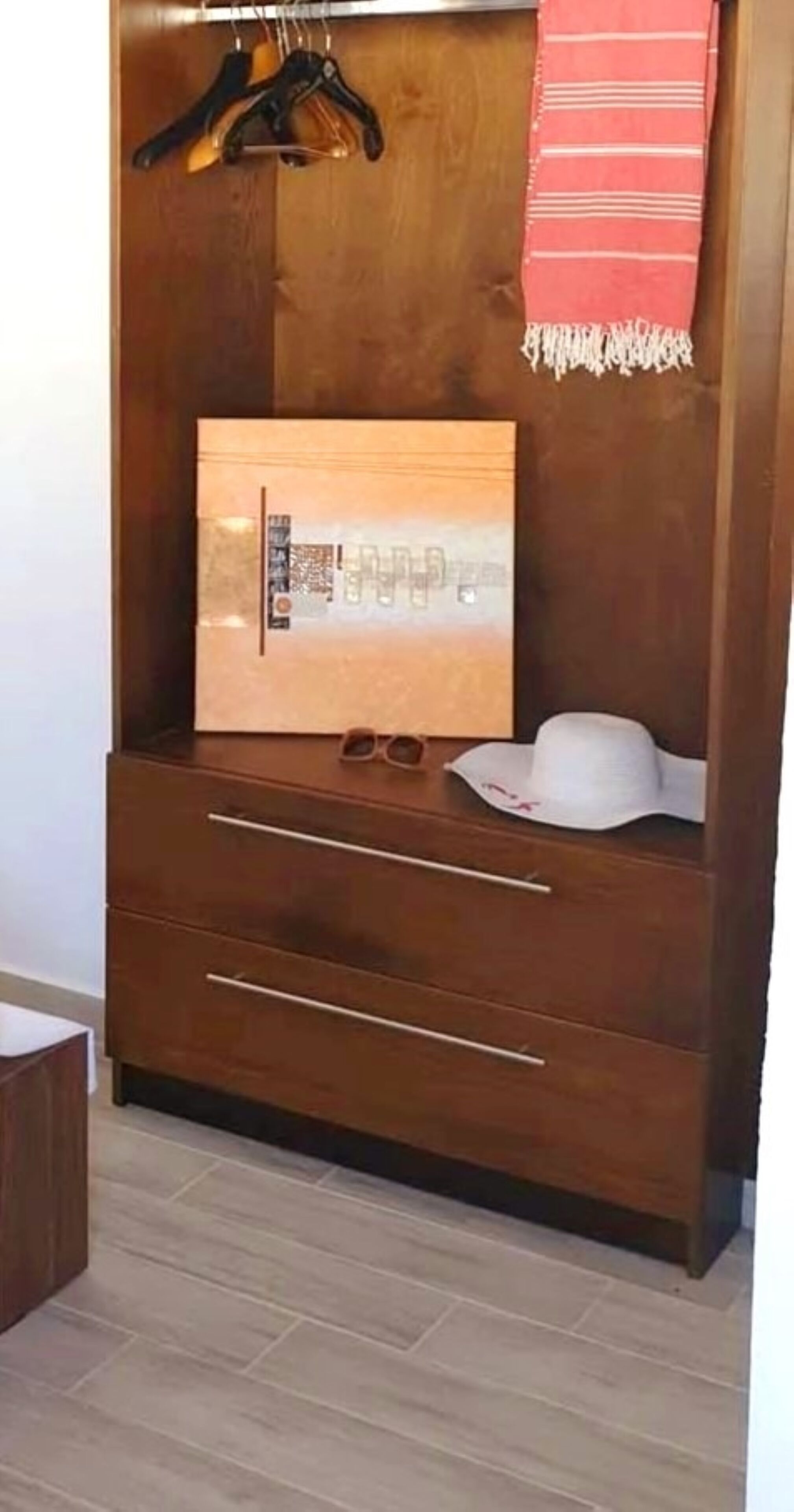 Kamar Triple Superior | Didekorasi berbeda-beda dan dilengkapi dengan perabotan berbeda-beda