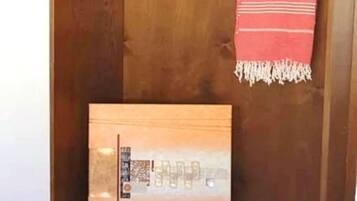 Kamar Triple Superior | Didekorasi berbeda-beda dan dilengkapi dengan perabotan berbeda-beda