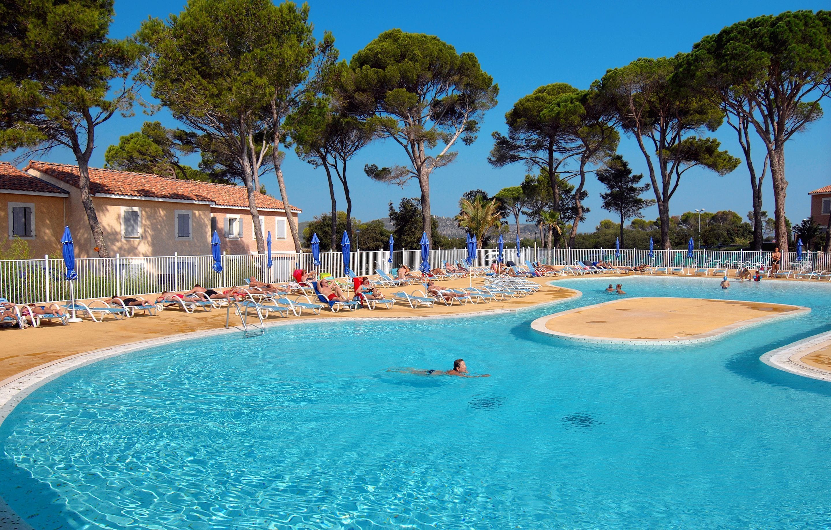 Indendørs pool, udendørs pool