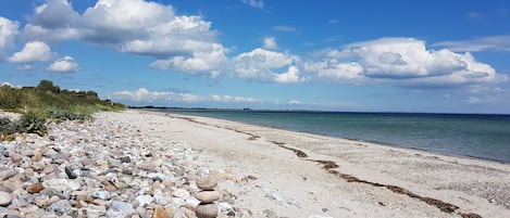 Tæt på stranden