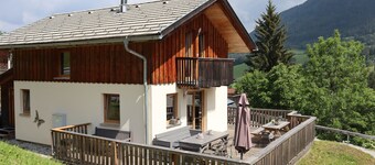 Beautiful Austrian luxury chalet for 8 persons
