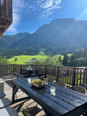 Outdoor dining - Beautiful Austrian luxury chalet for 8 persons (Annaberg-Lungötz)