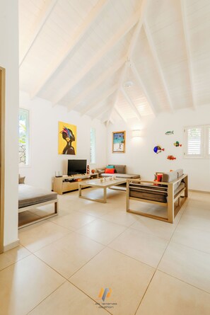 TV connectée, espaces bureaux