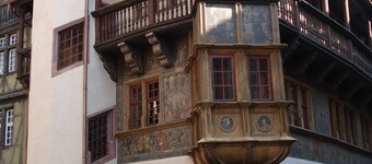 hypercentre - charming cottage *** 80m² - 2 bedrooms - spacious  duplex