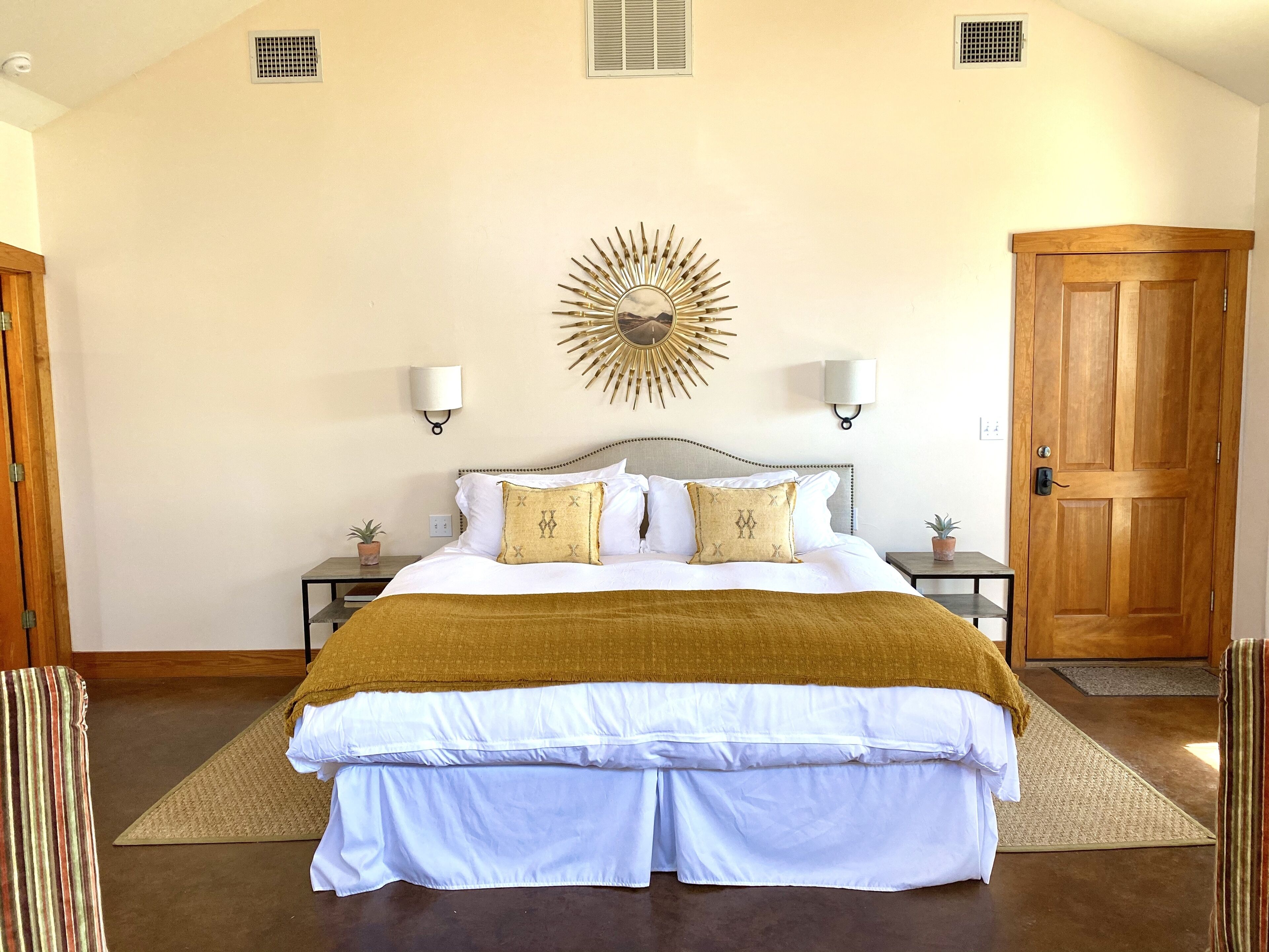 Two perfect suites for two couples! 