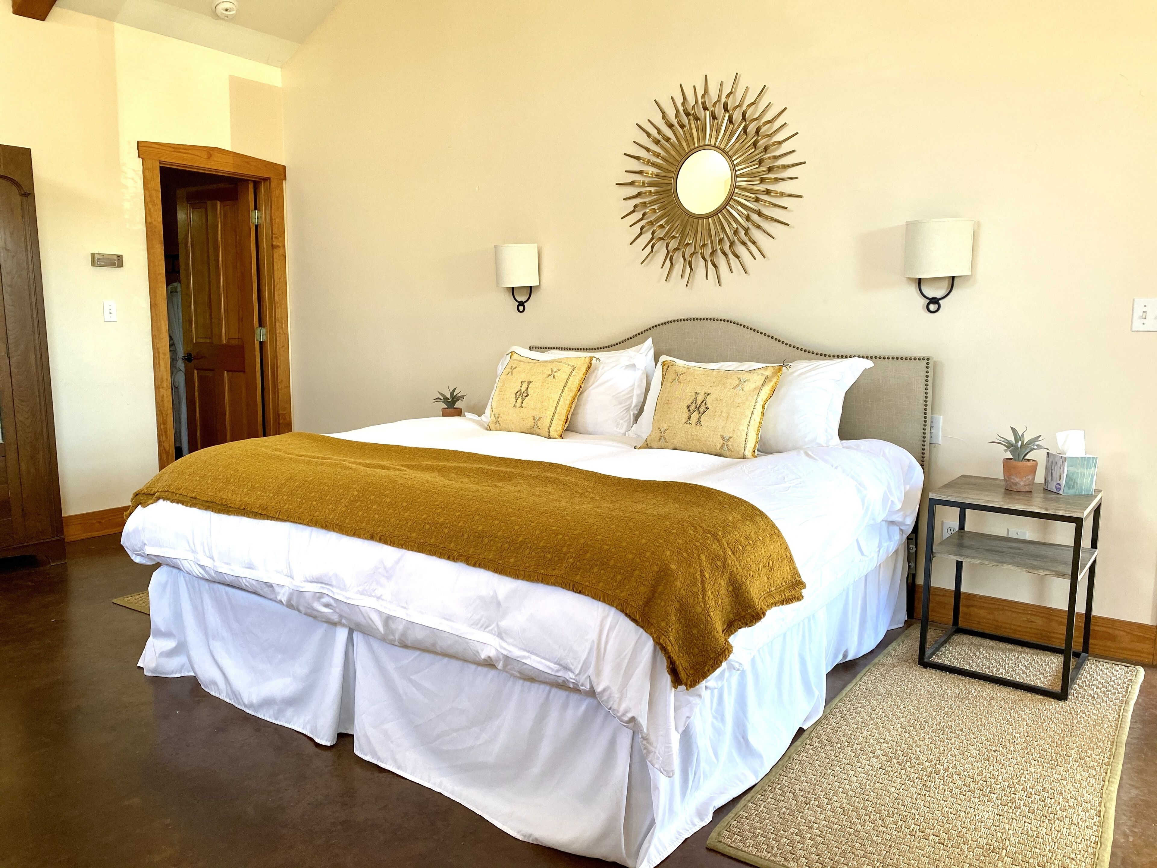 Two perfect suites for two couples! 