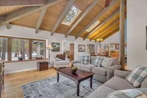 تلفزيون، مدفأة