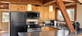 Blowing Rock Cabin on Relaxing Mountain Stream