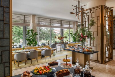 Four Seasons Hotel Bengaluru at Embassy One