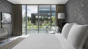 Premium-sengetøj, minibar, pengeskab på værelset, skrivebord