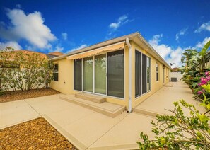 Exterior - Vestridge Ave 3490 by White Pelican VR (Wildwood)