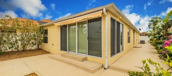 Vestridge Ave 3490 by White Pelican VR