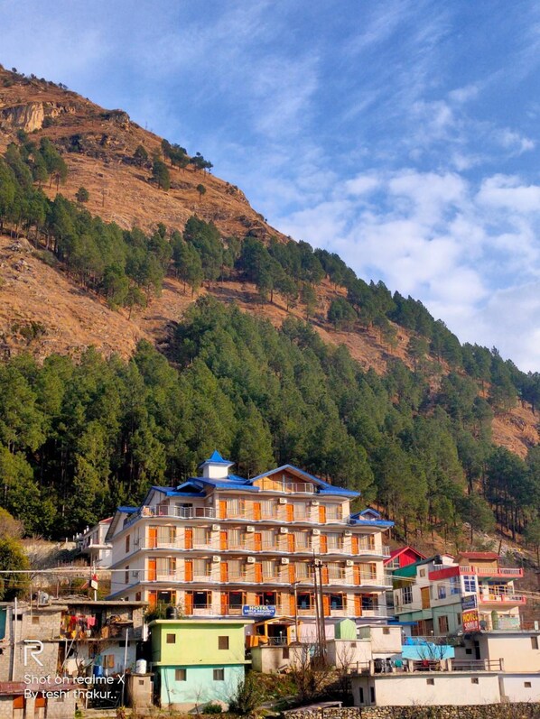 Exterior - Hotel Sarla Regency (Bhuntar)