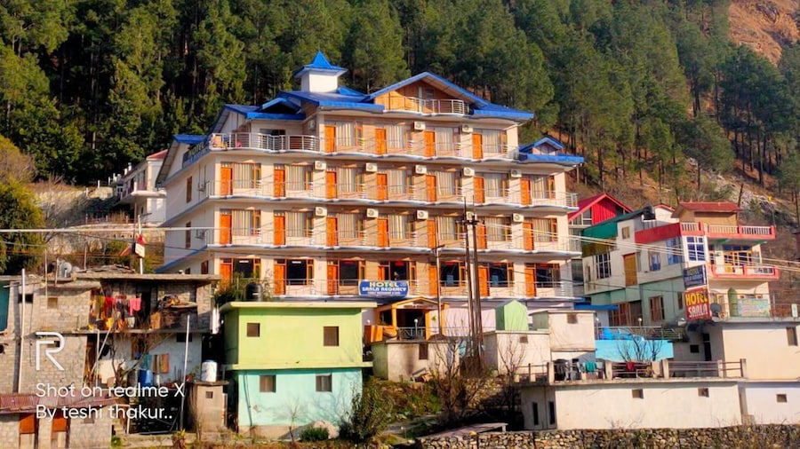 Hotel Sarla Regency