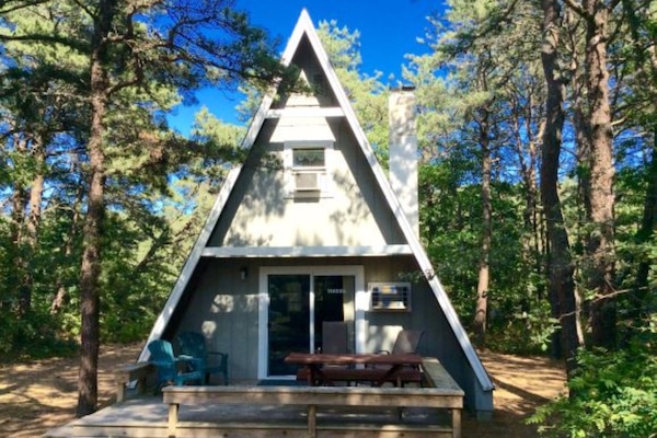 Cottage, 2 Bedrooms | 1 bedroom, iron/ironing board (on request), cribs (surcharge)