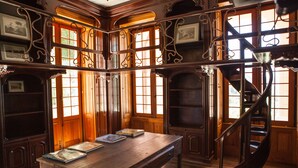 Unclassified image, 2 of 15, button - Casa Marques Jardim Botânico (Rio de Janeiro)