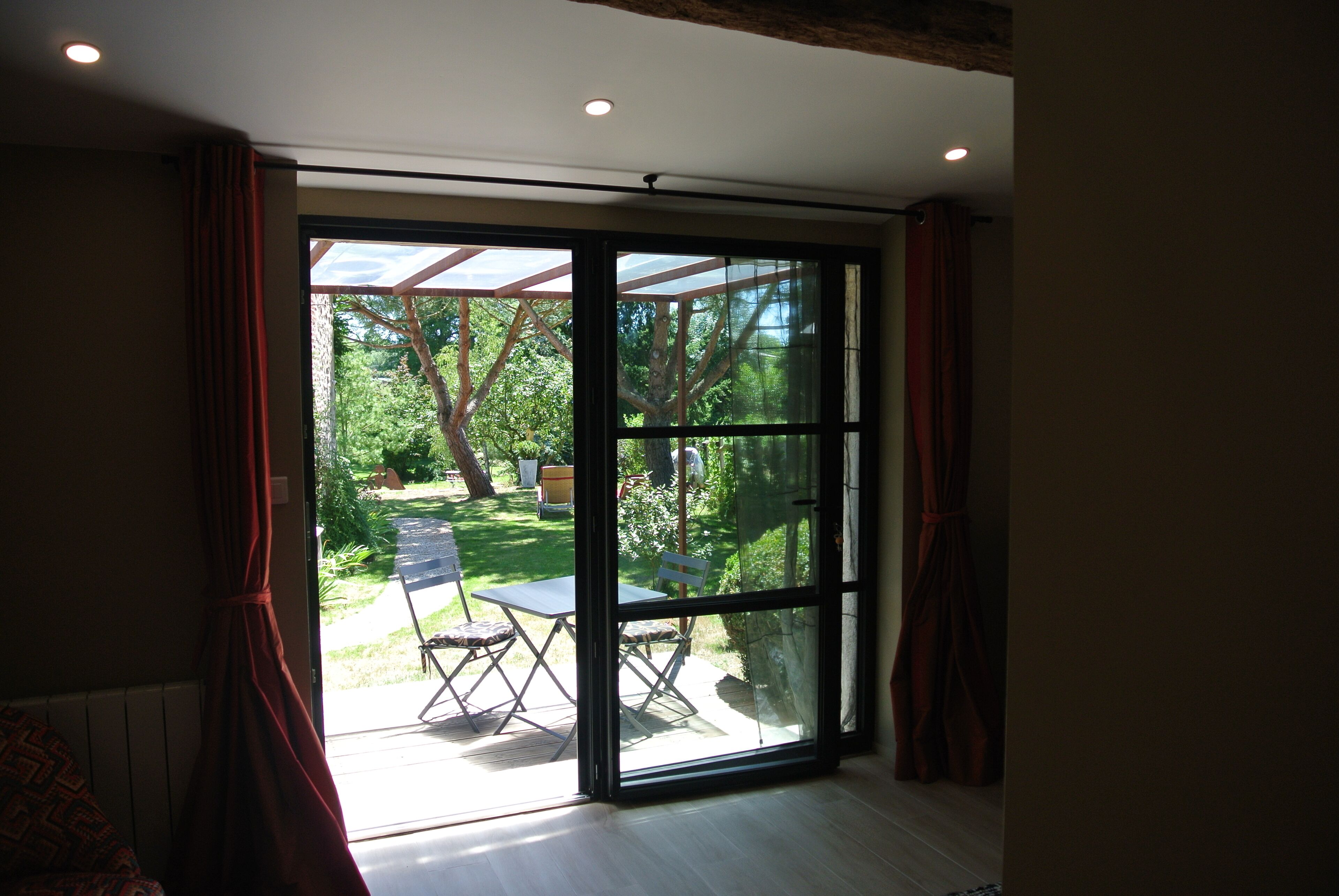 Family Room (La Bergerie) | Egyptian cotton sheets, premium bedding, individually decorated