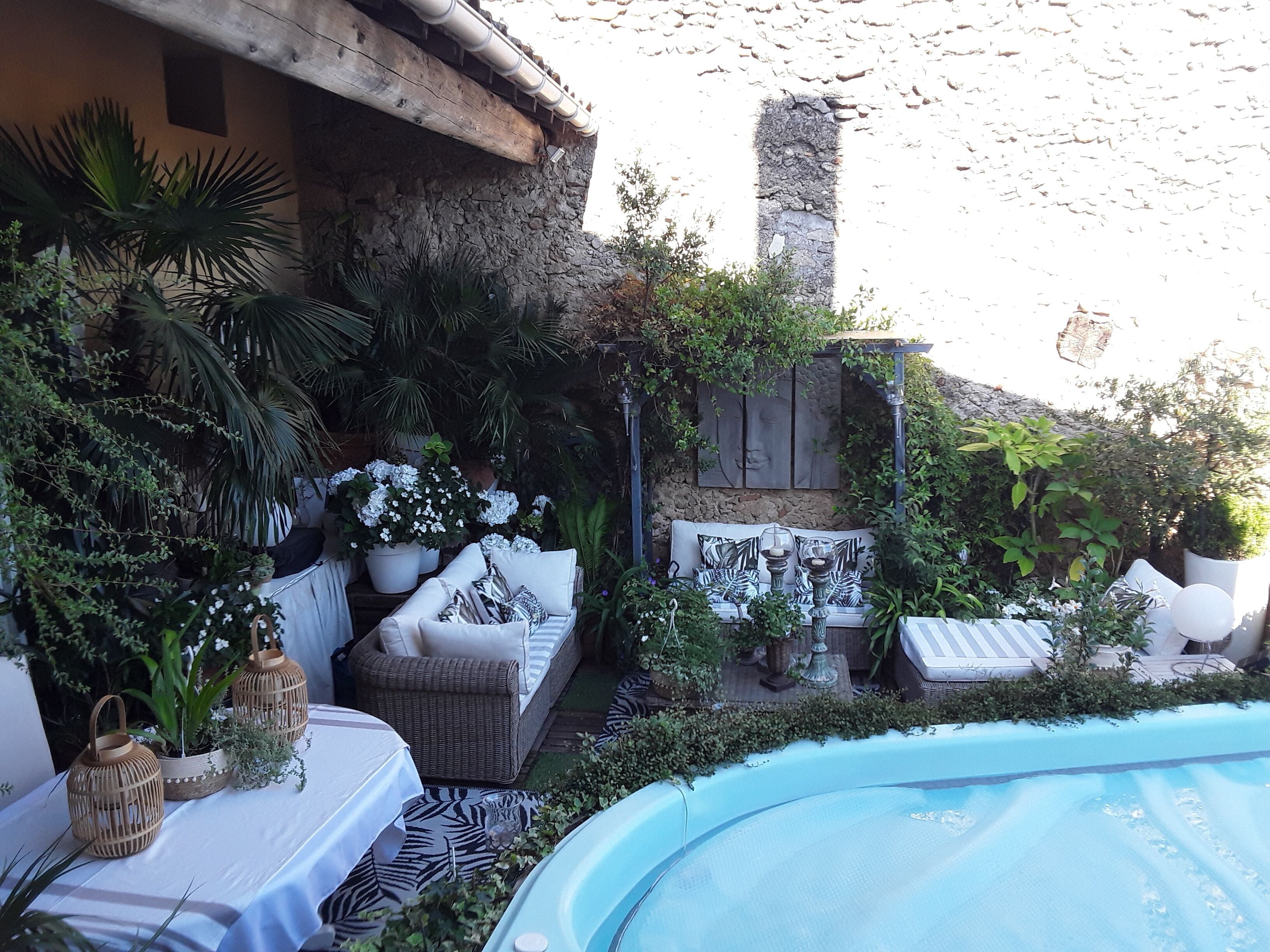 Piscine extérieure (ouverte en saison), piscine sur le toit