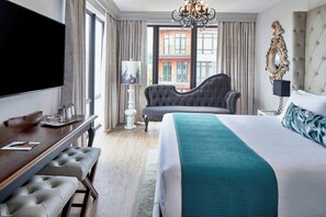 Kamer, 1 kingsize bed | Italiaanse Frette-lakens, luxe beddengoed, een minibar