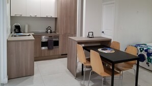 Comfort Studio | In-room dining - Studio Apartment Biscayne Blvd Miami (Miami)