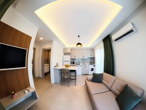 Comfort-Suite, 1 Schlafzimmer | Kostenloses WLAN, Bettwäsche