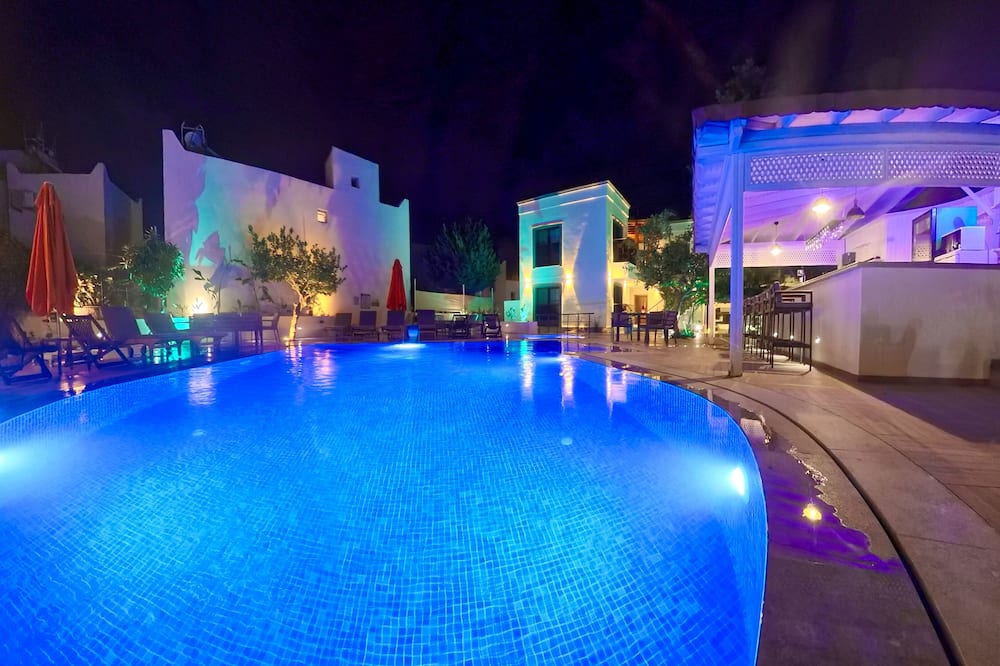 Derin Suite Hotel