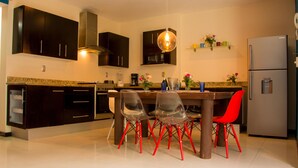 Superior Penthouse, 3 Bedrooms, Terrace, Tower | Private kitchen | Coffee/tea maker, fridge, microwave, oven - Tendenza villas (Playa del Carmen)