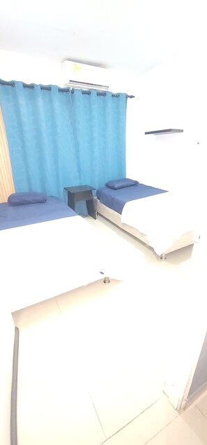 Standard Twin Room, Mixed Dorm, Private Bathroom - Hostel Caribe Cartagena (Cartagena)