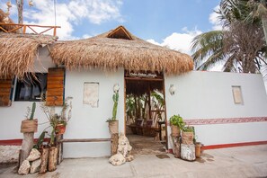 住宿正面