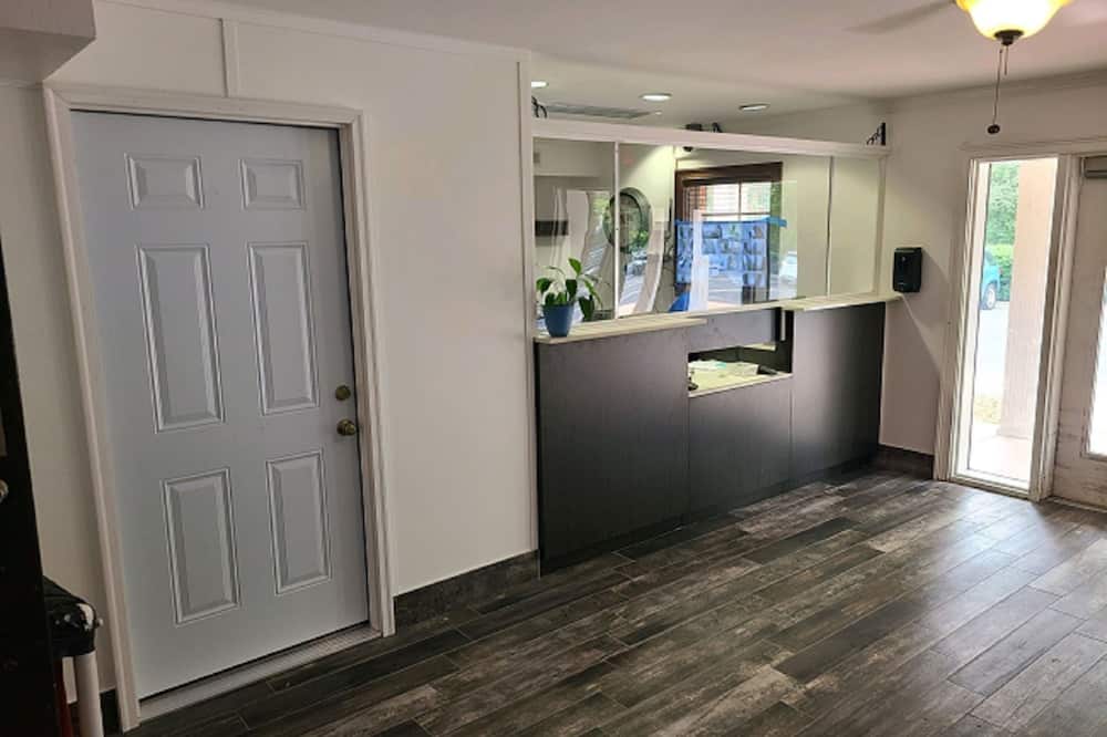 Studio 6 Extended Stay - Richmond, VA - I-64 West