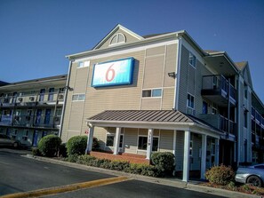 Exterior - Studio 6 Extended Stay - Fayetteville, NC - Fort Liberty Area (Fayetteville)