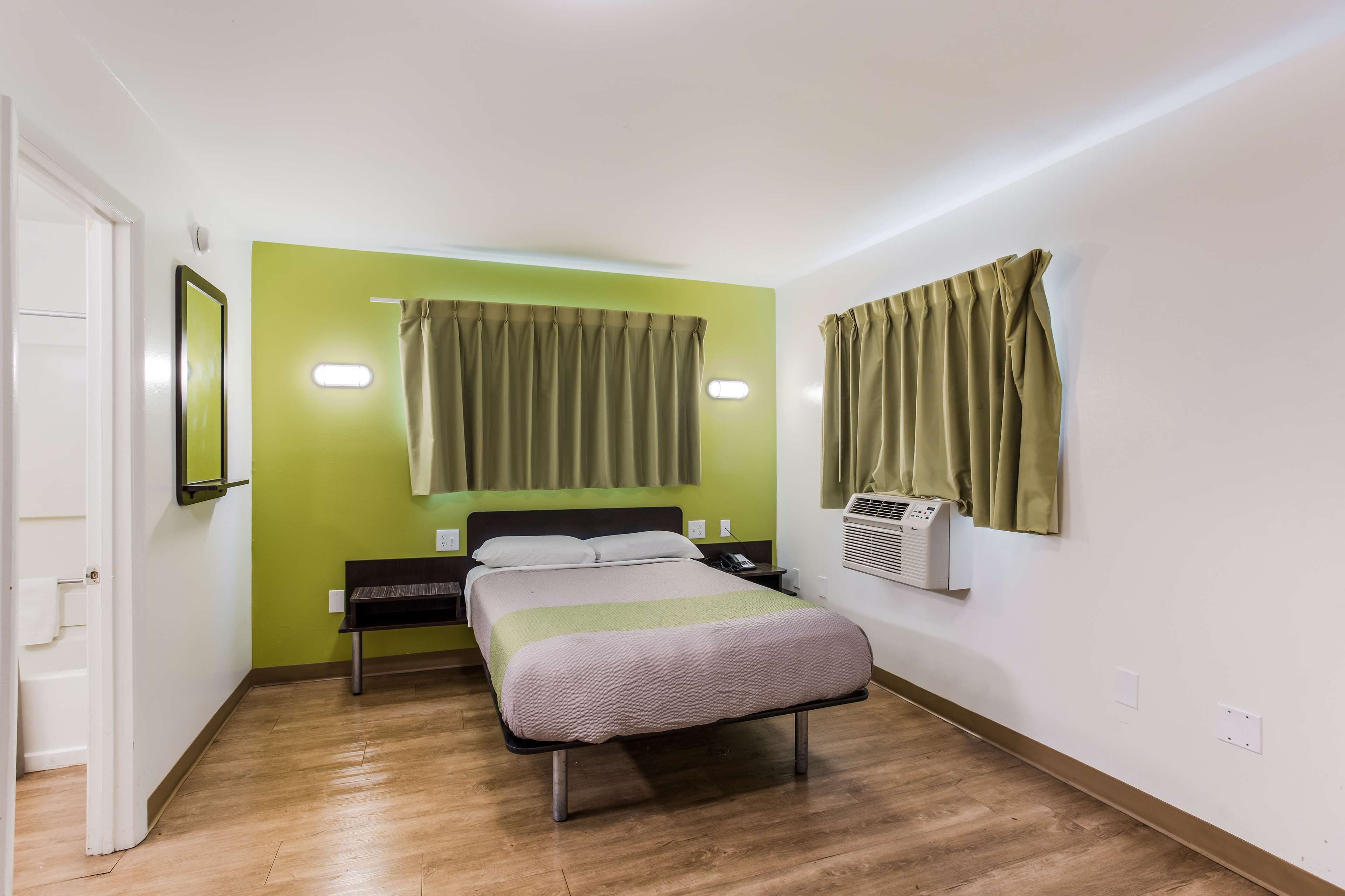 Photo - Motel 6-Jacksonville, FL - South