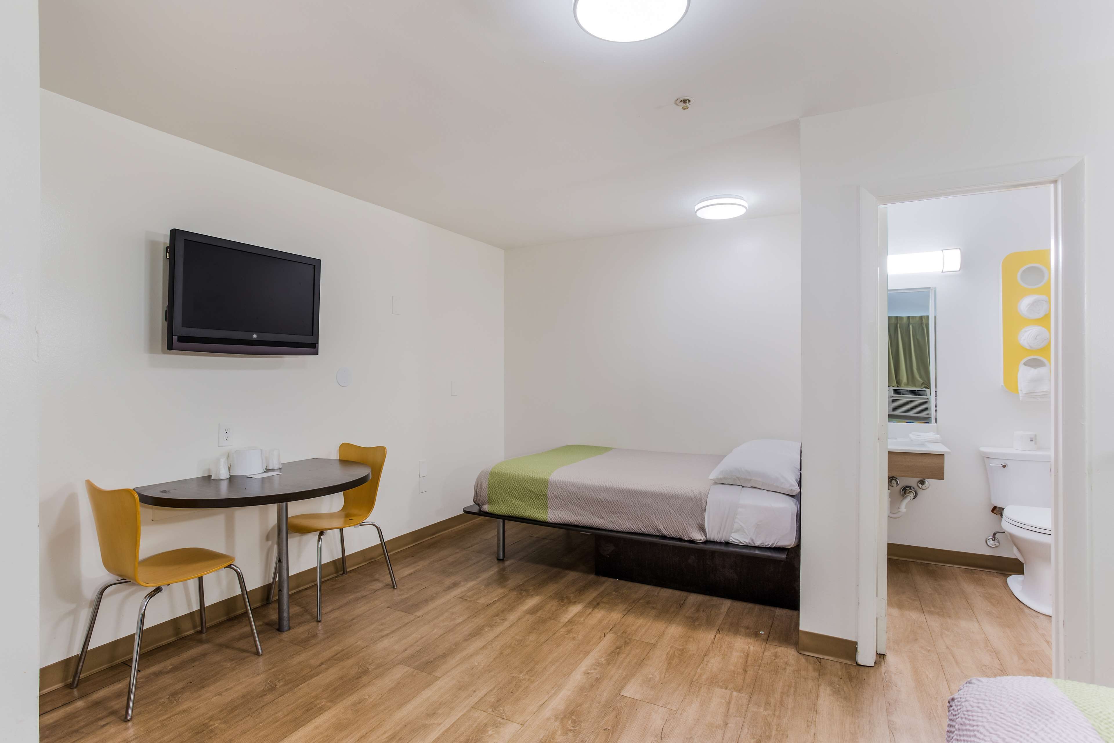 Ilmainen Wi-Fi, vuodevaatteet