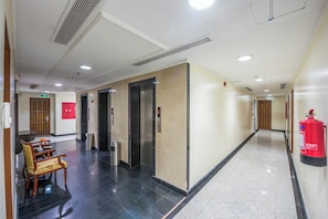 Restaurant - Rawdat Al Mukhtara Hotel (Madinah)