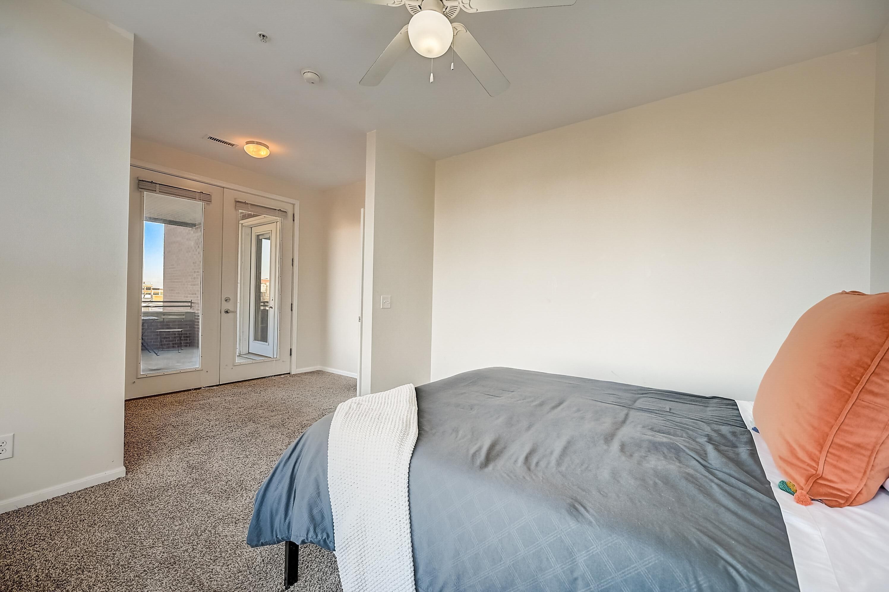 Frontdesk | Spacious 2BR W/ City Views