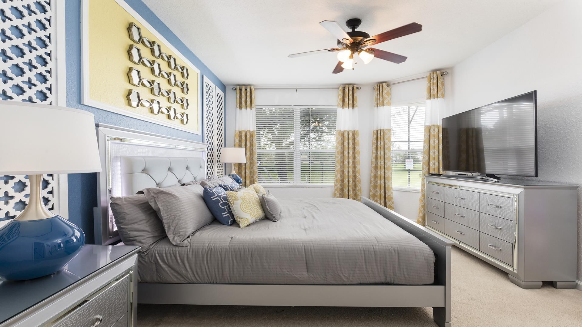 ❤️❤️5BR All En-Suites Luxury Pool Villa-No Rear Neighbor, 2 Miles to Disney