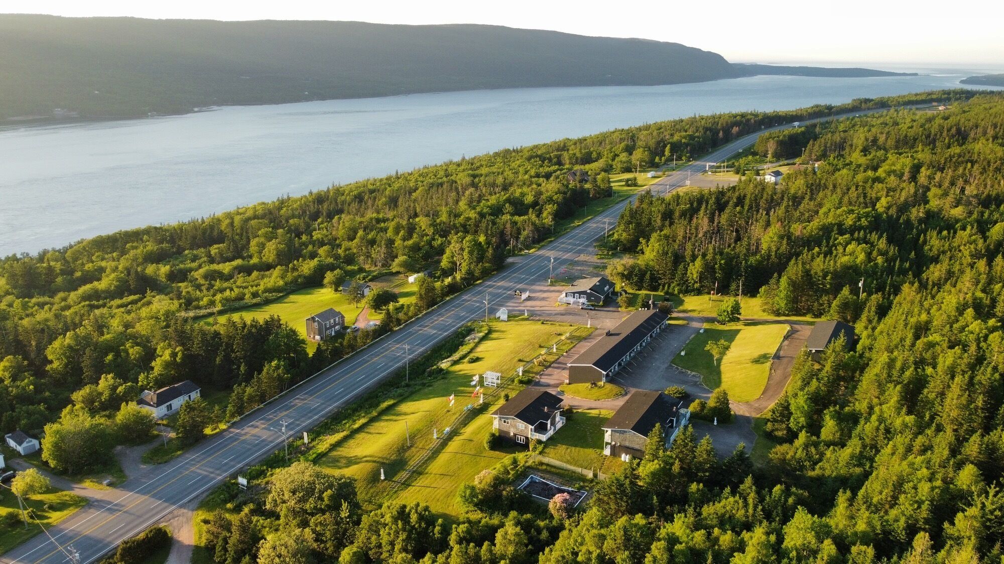 Vista frontal de la propiedad