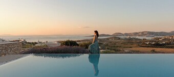H2O Privado Villa Paros, piscina infinita, salón con vista al mar, barbacoa y Bar