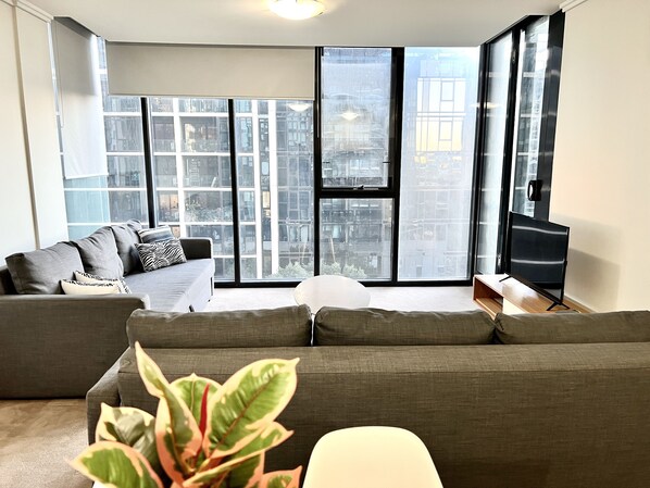 Interior - ReadySet Apartments at Sentinel (Southbank)