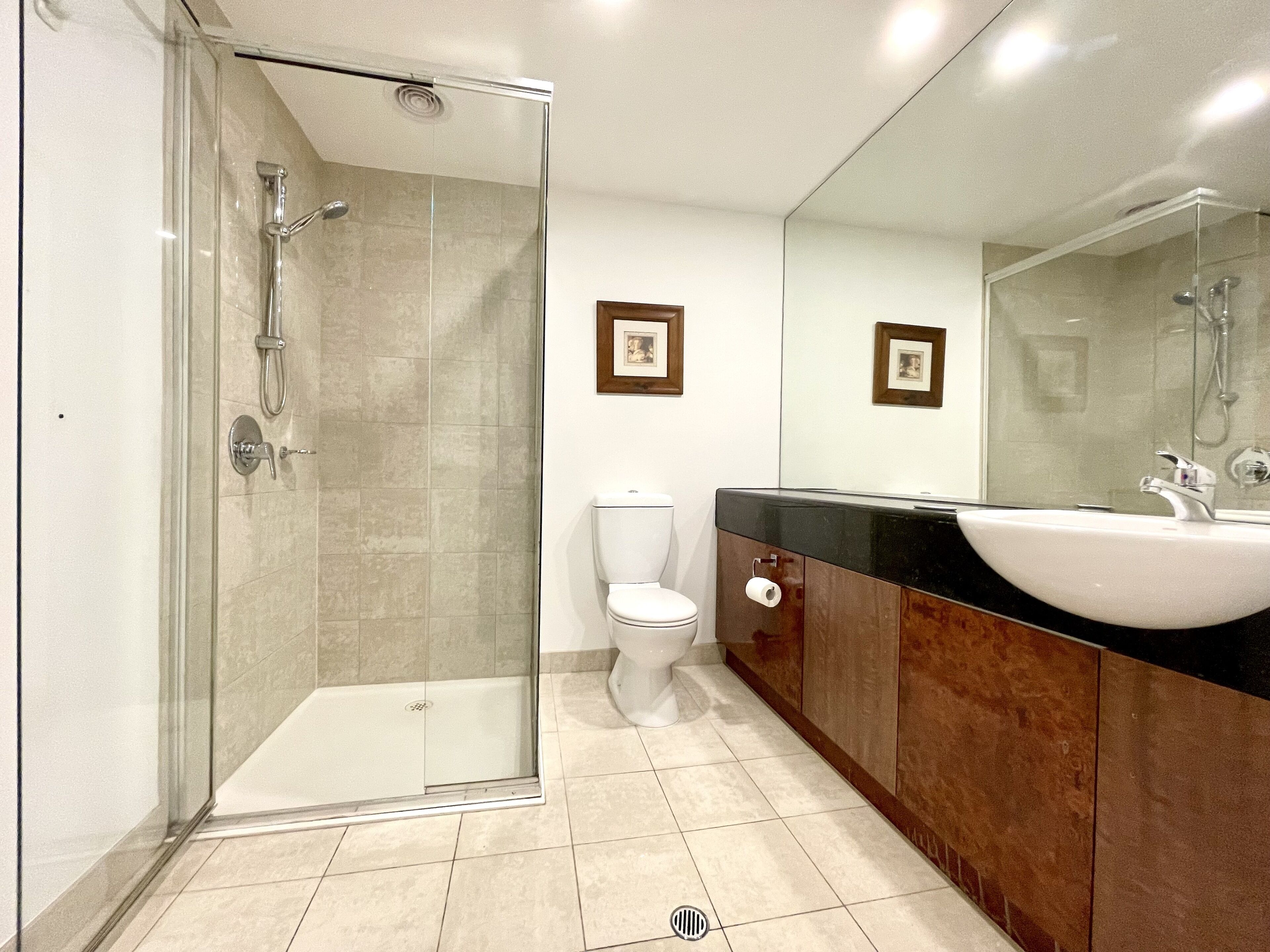 ReadySet Apartments on King