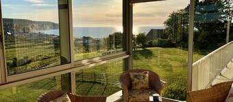 **** Gran Duplex, vistas al mar, 5 dormitorios, sábanas, jardín privado