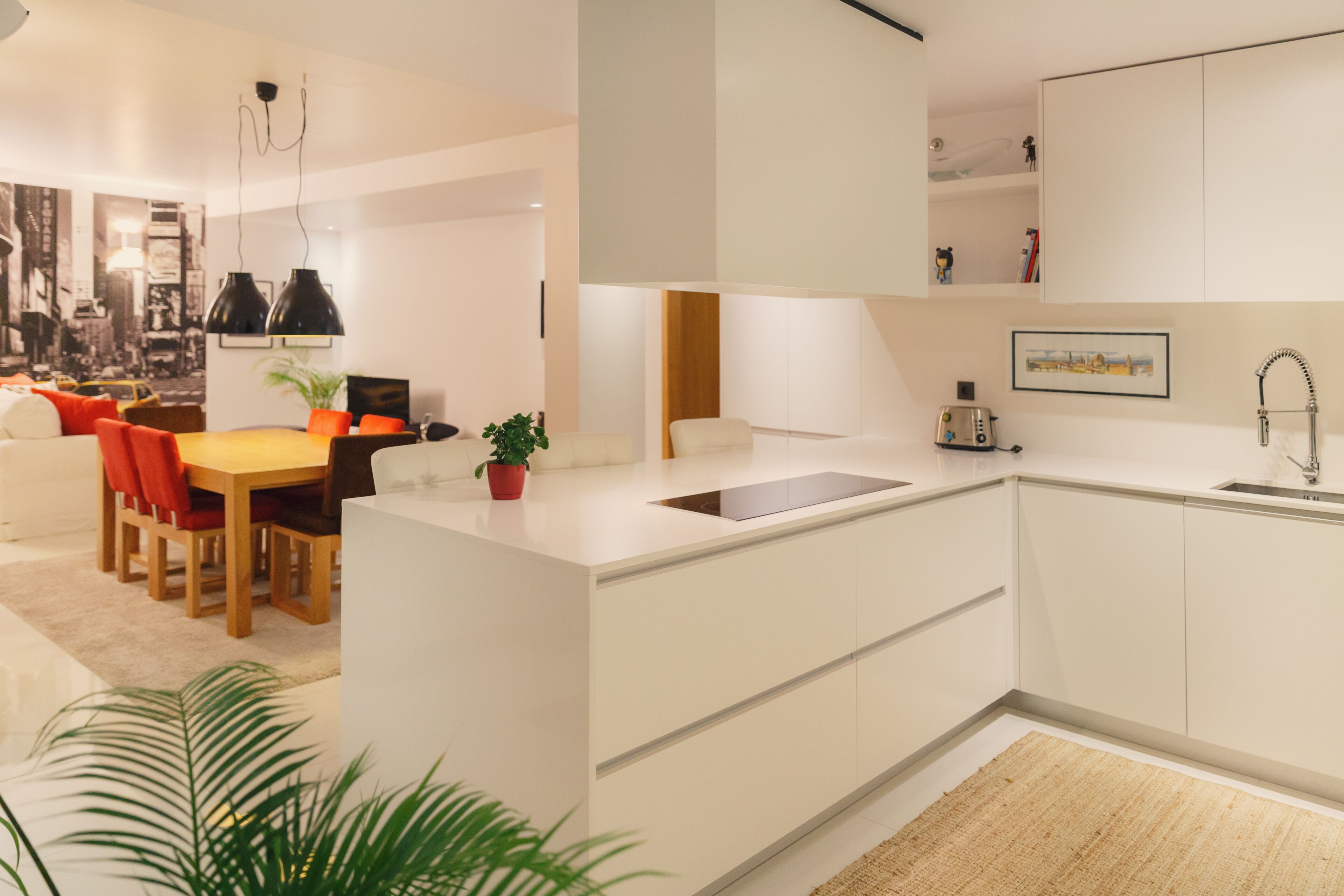 Geladeira, micro-ondas, fogão, cooktop